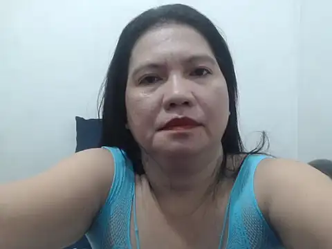 Snapshot of stacie_iris chatting on October 3, 1:35 am stacie iris online show from October 3, 1:35 am