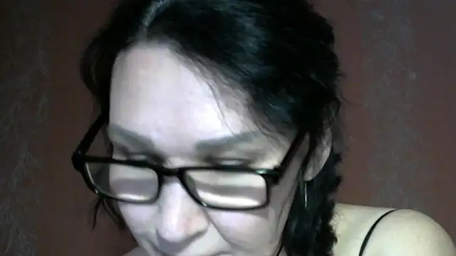 Snapshot of PrettyAndWild chatting on June 19, 3:05 pm PrettyAndWild online show from June 19, 3:05 pm