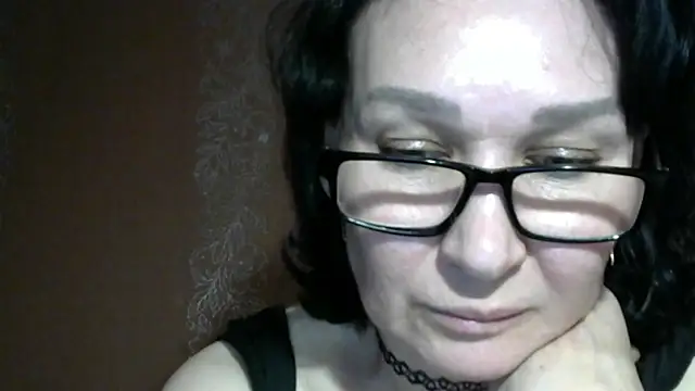 Snapshot of PrettyAndWild chatting on July 5, 2:13 pm PrettyAndWild online show from July 5, 2:13 pm