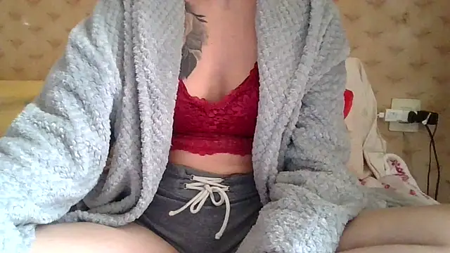 fabiolagg online show from November 27, 12:40 pm