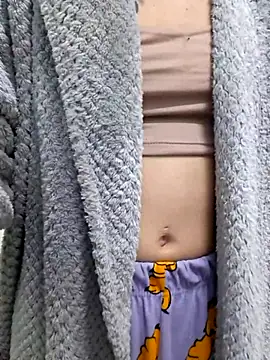 fabiolagg online show from February 15, 8:02 am