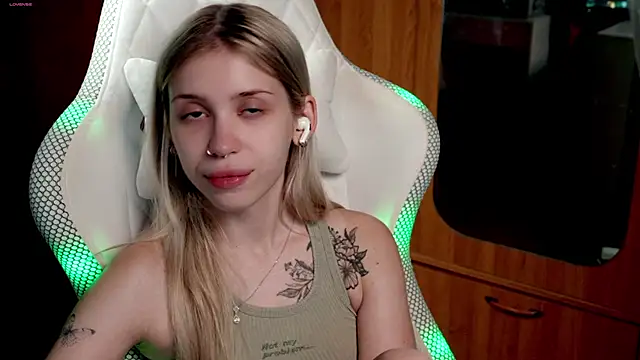 ho1yho1e online show from October 1, 6:58 pm