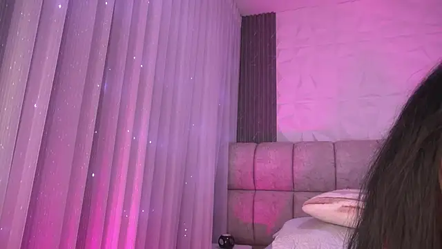 katy rioss online show from April 14, 12:00 pm