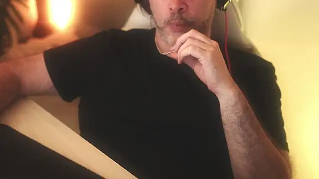 Sanders White online show from March 4, 7:08 am