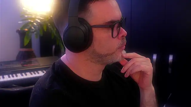 Sanders White online show from September 14, 11:48 pm