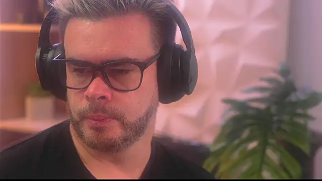 Sanders White online show from January 11, 1:49 pm