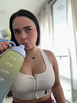 GeorginaJones online show from February 2, 10:39 pm