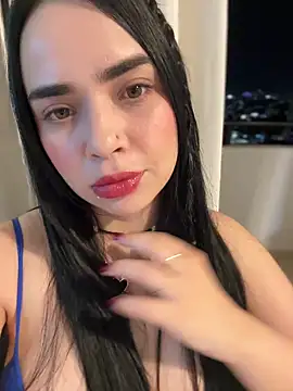 GeorginaJones online show from February 3, 11:58 pm