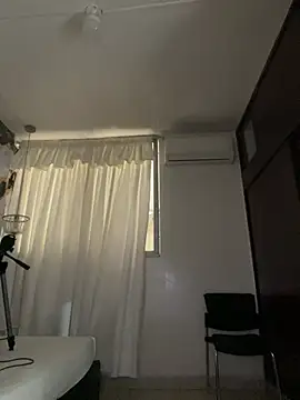 Lia sexx online show from March 20, 6:35 pm