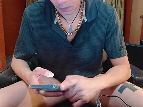 Latinopervs online show from February 12, 1:11 am