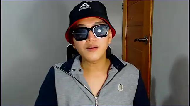 WONDERWOMAN2023 online show from February 1, 2:02 pm