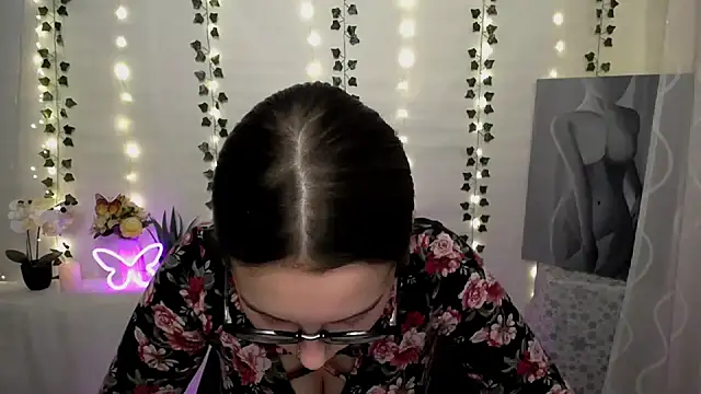 SweetPrincess  online show from January 17, 1:03 pm