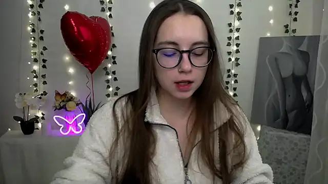 SweetPrincess  online show from February 13, 6:20 am