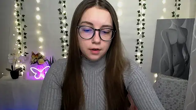 SweetPrincess  online show from March 3, 6:37 am