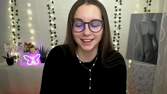 SweetPrincess  online show from March 13, 6:16 am