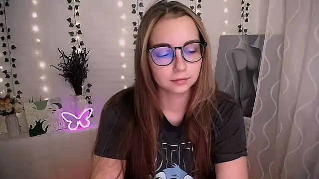 SweetPrincess  online show from September 18, 5:42 am