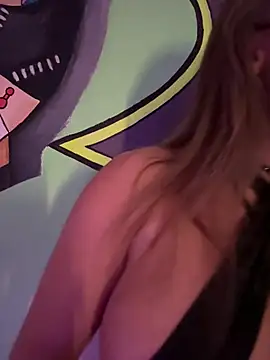 Snapshot of TamaraSavage chatting on February 13, 10:55 am TamaraSavage online show from February 13, 10:55 am