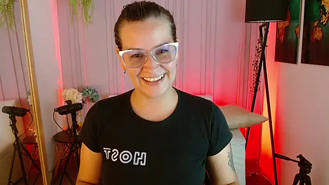 Britney taylor  online show from January 31, 7:08 pm