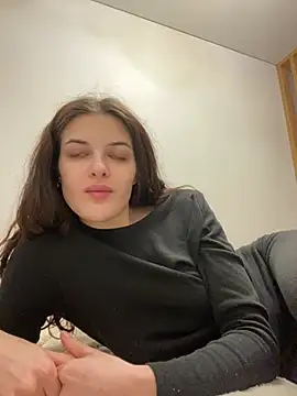 little belucci online show from January 3, 2:19 pm