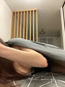 little belucci online show from January 21, 6:34 pm