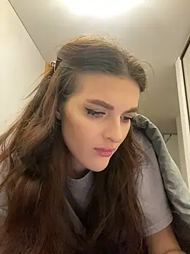 little belucci online show from February 2, 7:46 pm