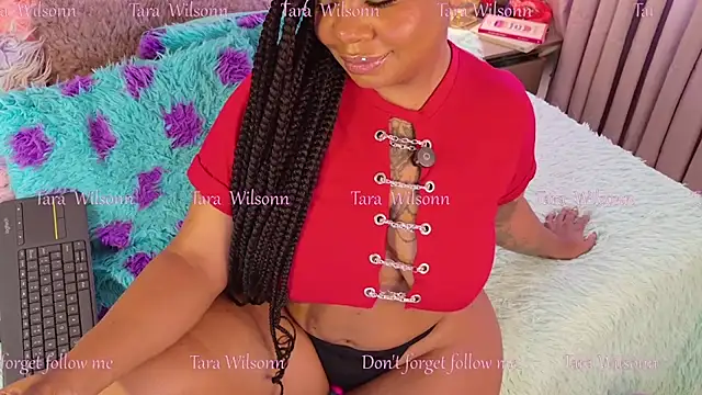 Snapshot of tarawilsonn chatting on April 10, 3:28 pm tarawilsonn online show from April 10, 3:28 pm