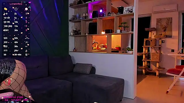  alleyesonme  online show from February 1, 1:30 pm