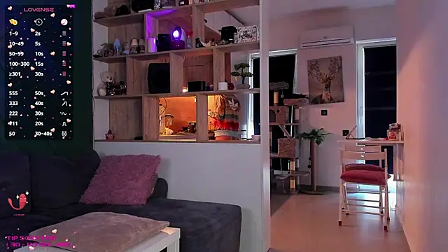  alleyesonme  online show from February 12, 12:33 pm