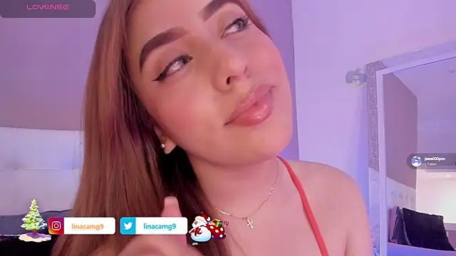 Snapshot of MaddyyLennon chatting on December 28, 9:42 am MaddyyLennon online show from December 28, 9:42 am