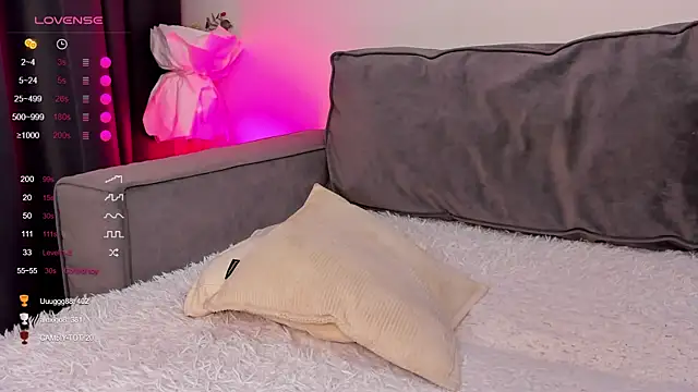 Elissluvv online show from April 21, 5:28 pm