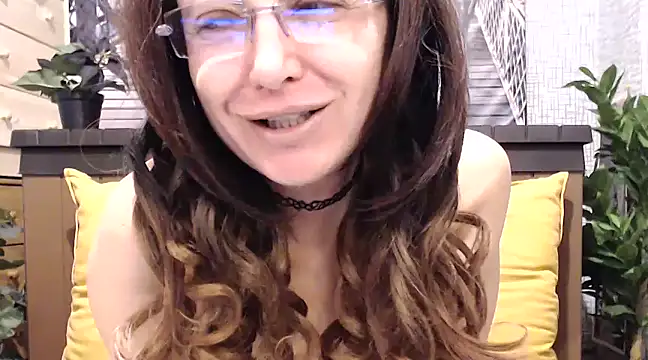 lilianleight online show from December 5, 8:22 am