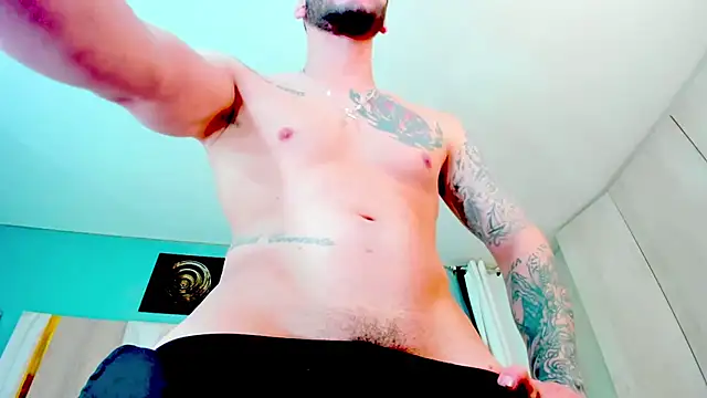 Snapshot of hottstuffx69 chatting on November 9, 2:54 am hottstuffx69 online show from November 9, 2:54 am