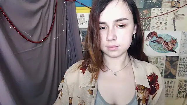 VeryVeryVeryShy  online show from December 21, 6:52 am