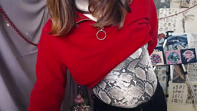 VeryVeryVeryShy  online show from December 25, 8:29 am