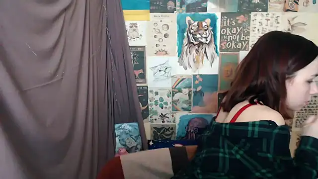 VeryVeryVeryShy  online show from February 5, 9:46 am