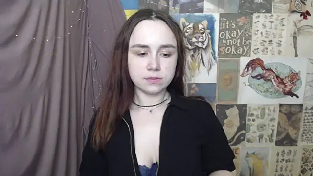 VeryVeryVeryShy  online show from March 11, 6:30 am