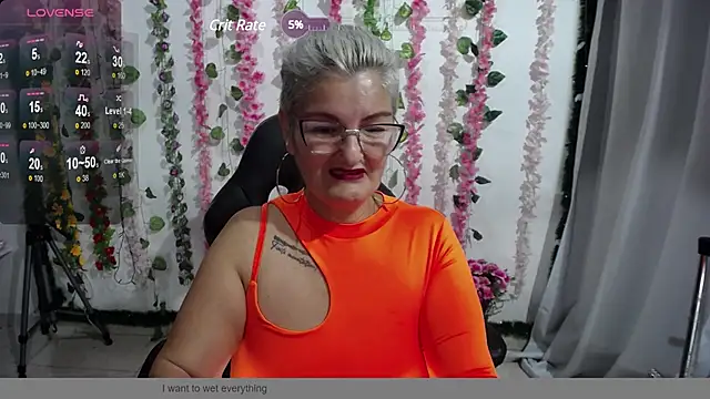 Snapshot of bety-cum2 chatting on January 19, 11:01 am bety-cum2 online show from January 19, 11:01 am