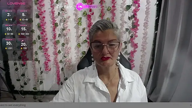 Snapshot of bety-cum2 chatting on January 20, 11:24 am bety-cum2 online show from January 20, 11:24 am