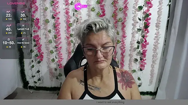 Snapshot of bety-cum2 chatting on January 31, 9:05 am bety-cum2 online show from January 31, 9:05 am