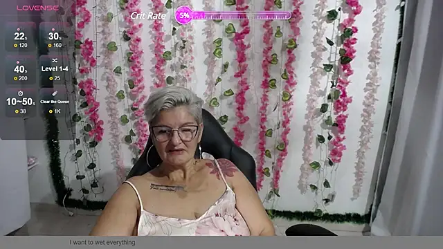 Snapshot of bety-cum2 chatting on January 31, 10:10 pm bety-cum2 online show from January 31, 10:10 pm