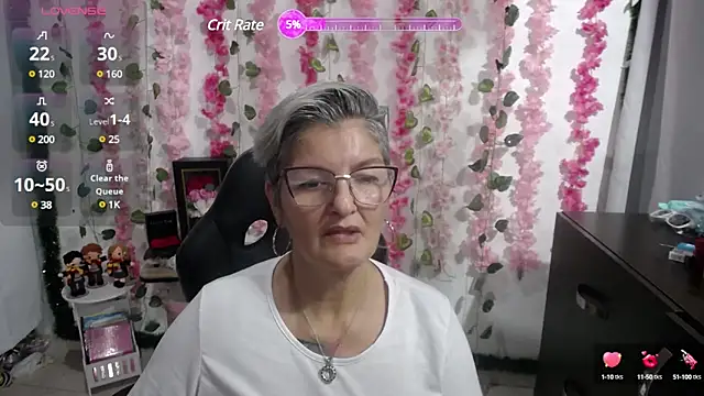 Snapshot of bety-cum2 chatting on March 17, 11:00 pm bety-cum2 online show from March 17, 11:00 pm