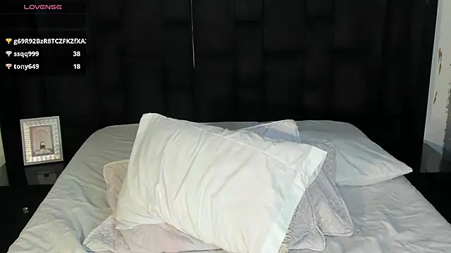 AndyWiilliams online show from February 6, 12:00 am