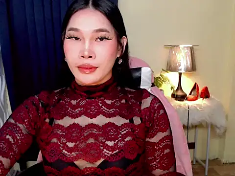 Snapshot of Ur_Fantastic_Lina chatting on December 3, 5:55 pm Ur Fantastic Lina online show from December 3, 5:55 pm