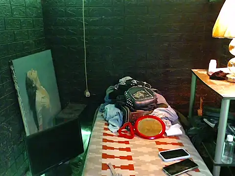 sweetsinner xx online show from November 16, 9:09 pm