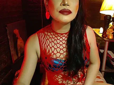 sweetsinner xx online show from February 11, 10:15 pm