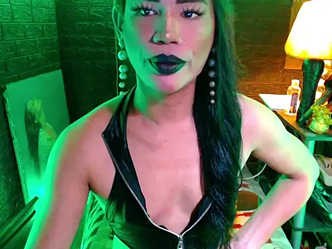 sweetsinner xx online show from June 4, 6:47 pm
