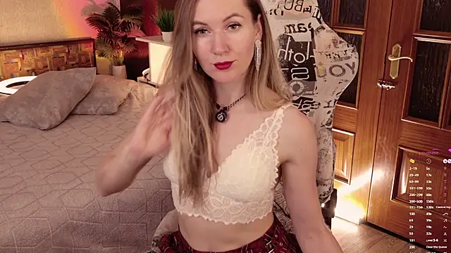 Snapshot of Hello_Lisha chatting on June 10, 8:24 am Hello Lisha online show from June 10, 8:24 am