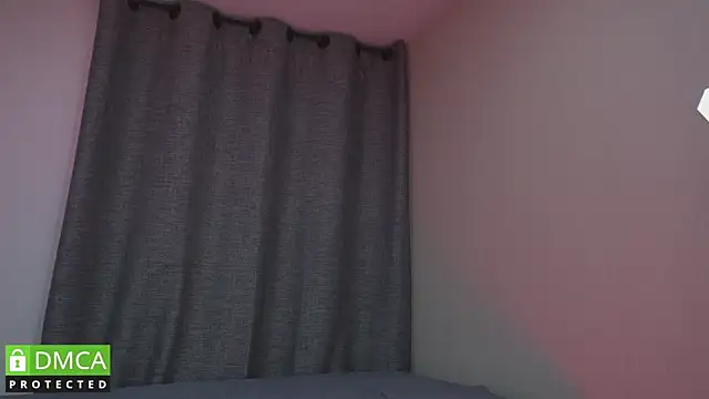 Snapshot of Dubois_Amy chatting on January 17, 12:10 am Dubois Amy online show from January 17, 12:10 am