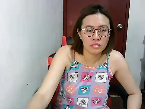 Snapshot of crizzybel chatting on February 14, 6:51 pm crizzybel online show from February 14, 6:51 pm