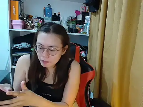 crizzybel online show from December 19, 6:53 am